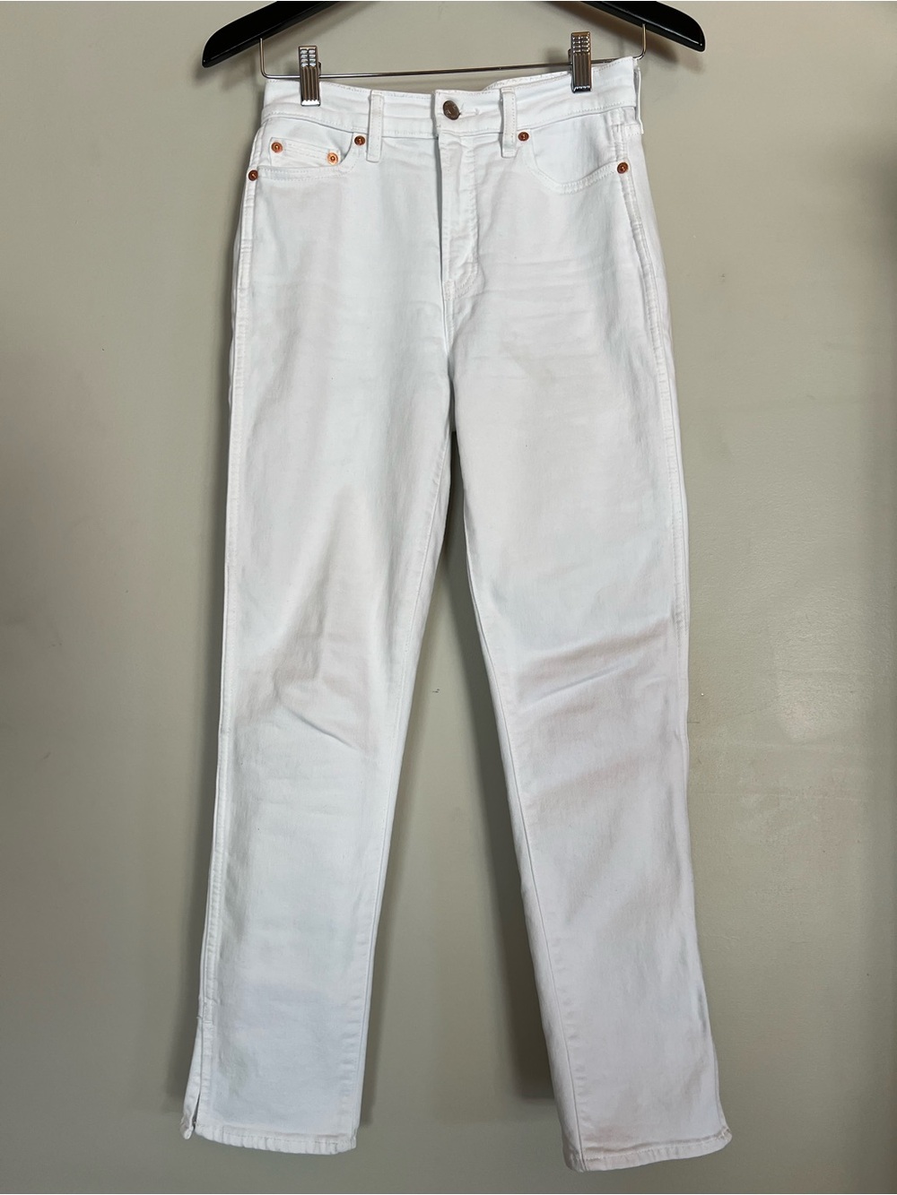 GAP Slim High Rise Jeans Size 25 White Ankle Denim Side Slit Cropped Pants